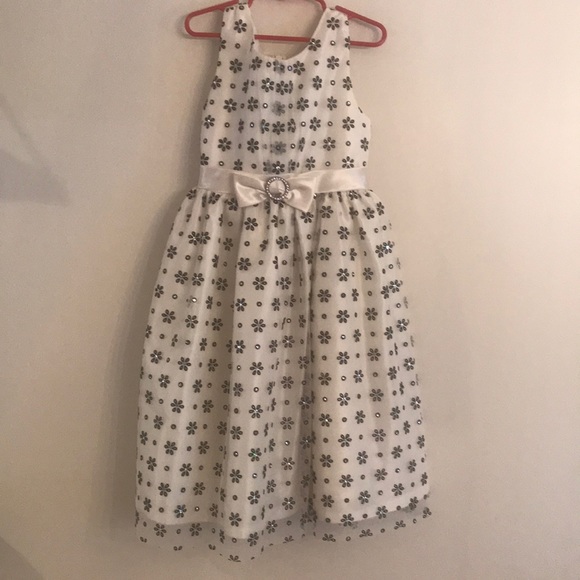 Girls Dress - Picture 1 of 2